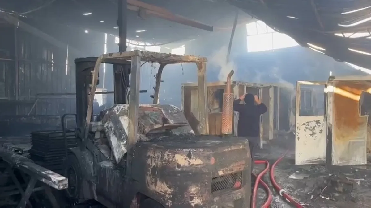 Tır Parkı’ndaki işletmede çıkan yangın kontrol altına alındı: 1 kişi hastaneye kaldırıldı